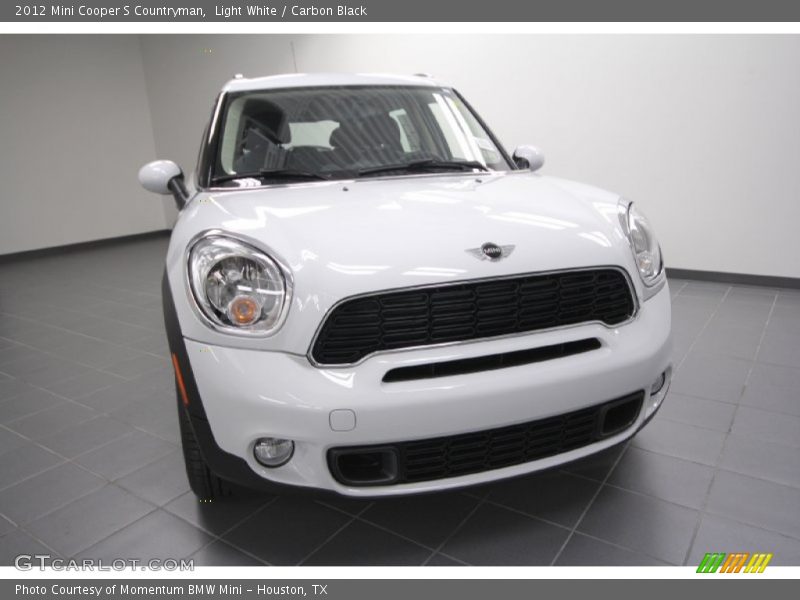 Light White / Carbon Black 2012 Mini Cooper S Countryman