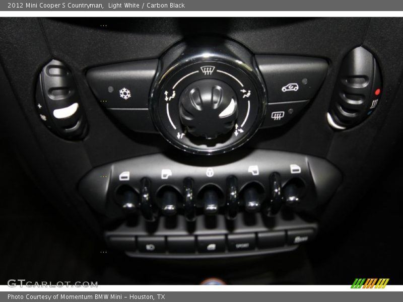 Light White / Carbon Black 2012 Mini Cooper S Countryman