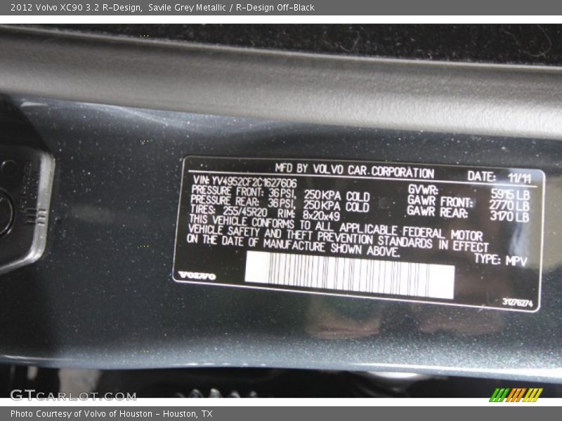 Savile Grey Metallic / R-Design Off-Black 2012 Volvo XC90 3.2 R-Design