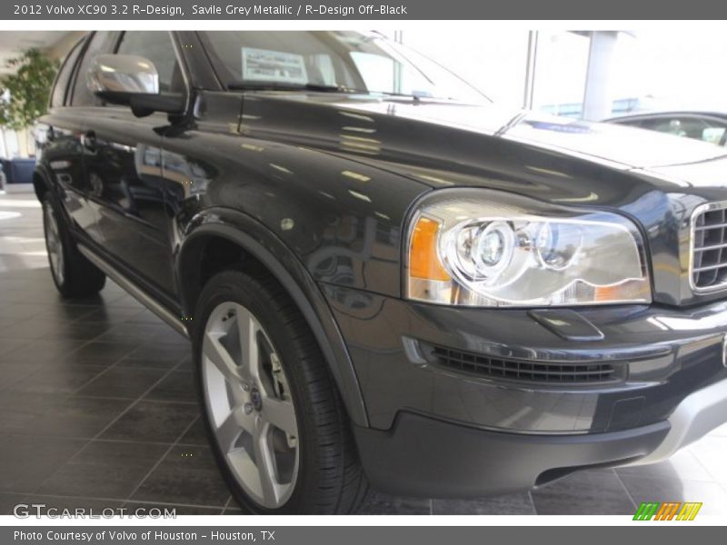 Savile Grey Metallic / R-Design Off-Black 2012 Volvo XC90 3.2 R-Design