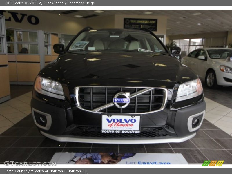 Black Stone / Sandstone Beige 2012 Volvo XC70 3.2