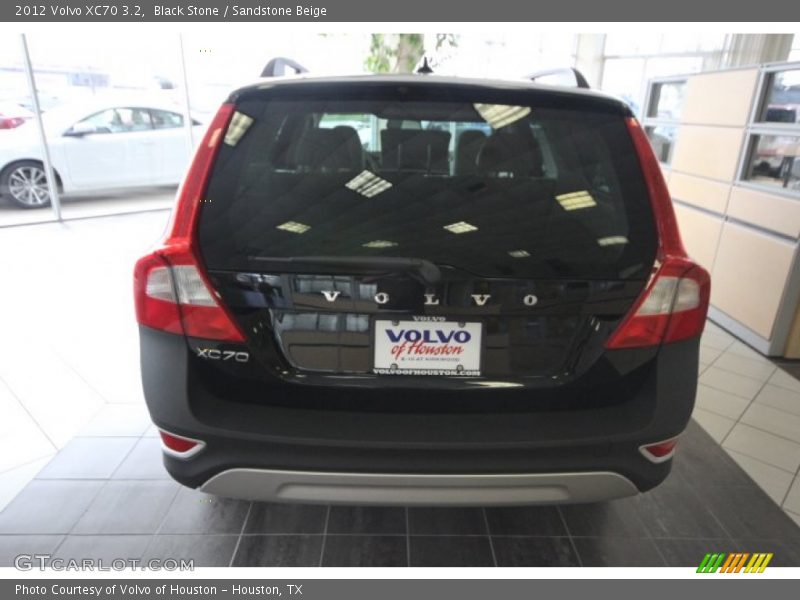 Black Stone / Sandstone Beige 2012 Volvo XC70 3.2