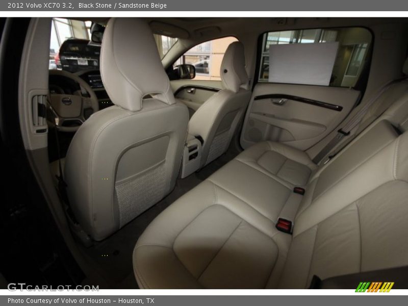 Black Stone / Sandstone Beige 2012 Volvo XC70 3.2