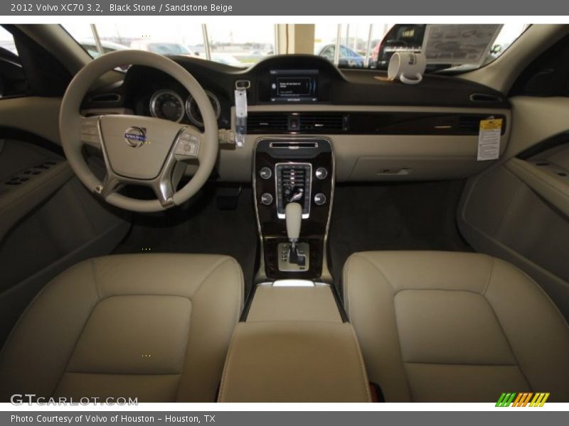 Black Stone / Sandstone Beige 2012 Volvo XC70 3.2