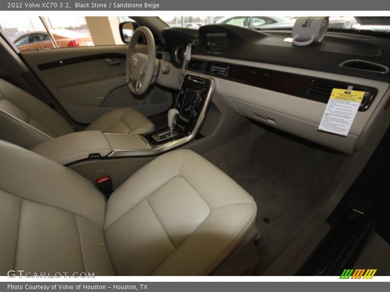 Black Stone / Sandstone Beige 2012 Volvo XC70 3.2