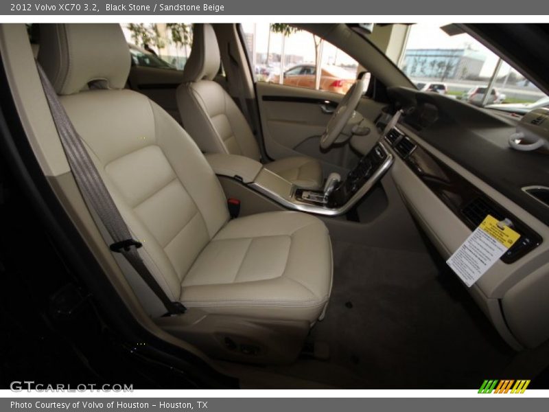 Black Stone / Sandstone Beige 2012 Volvo XC70 3.2