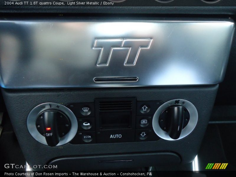 Light Silver Metallic / Ebony 2004 Audi TT 1.8T quattro Coupe
