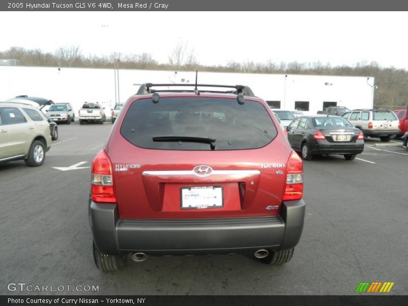 Mesa Red / Gray 2005 Hyundai Tucson GLS V6 4WD