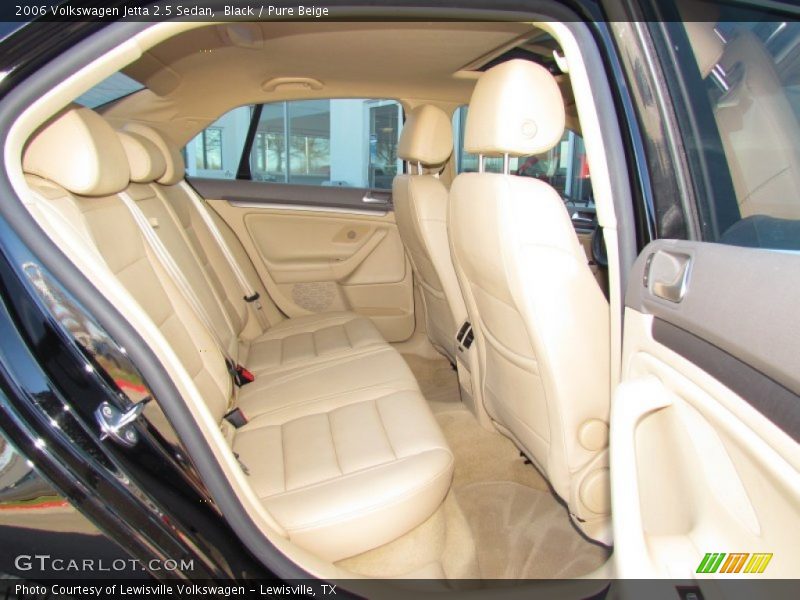 Black / Pure Beige 2006 Volkswagen Jetta 2.5 Sedan