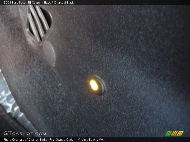 Black / Charcoal Black 2008 Ford Focus SE Coupe