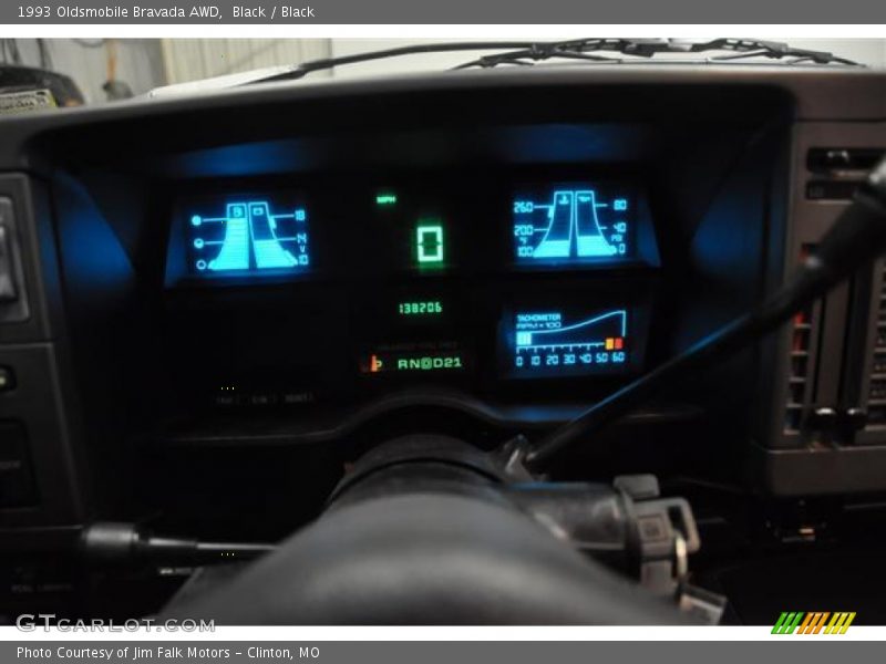 Black / Black 1993 Oldsmobile Bravada AWD
