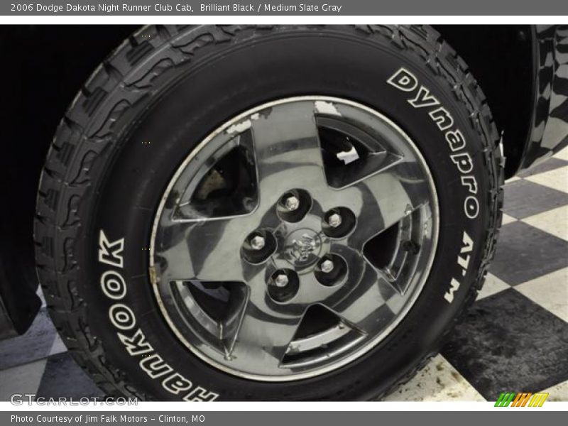  2006 Dakota Night Runner Club Cab Wheel