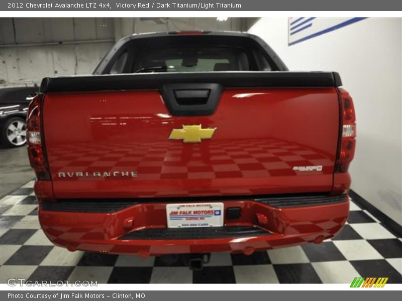 Victory Red / Dark Titanium/Light Titanium 2012 Chevrolet Avalanche LTZ 4x4