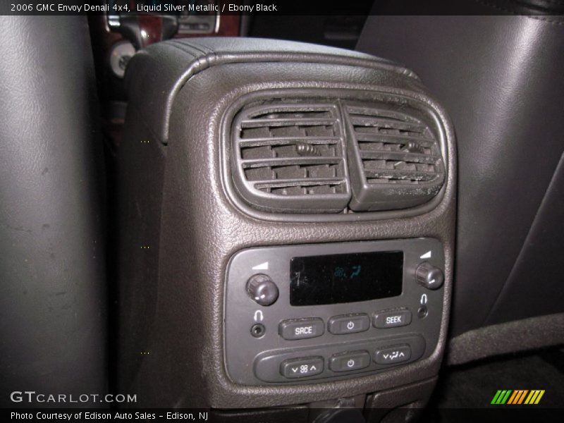 Liquid Silver Metallic / Ebony Black 2006 GMC Envoy Denali 4x4