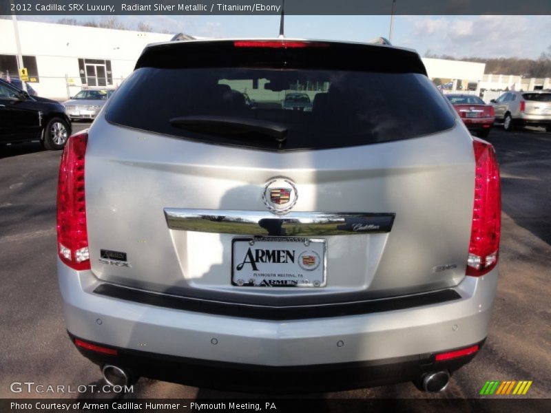 Radiant Silver Metallic / Titanium/Ebony 2012 Cadillac SRX Luxury