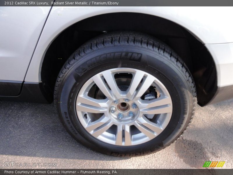 Radiant Silver Metallic / Titanium/Ebony 2012 Cadillac SRX Luxury