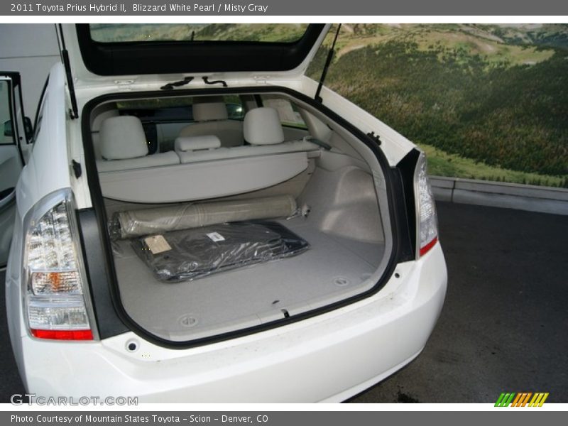 Blizzard White Pearl / Misty Gray 2011 Toyota Prius Hybrid II