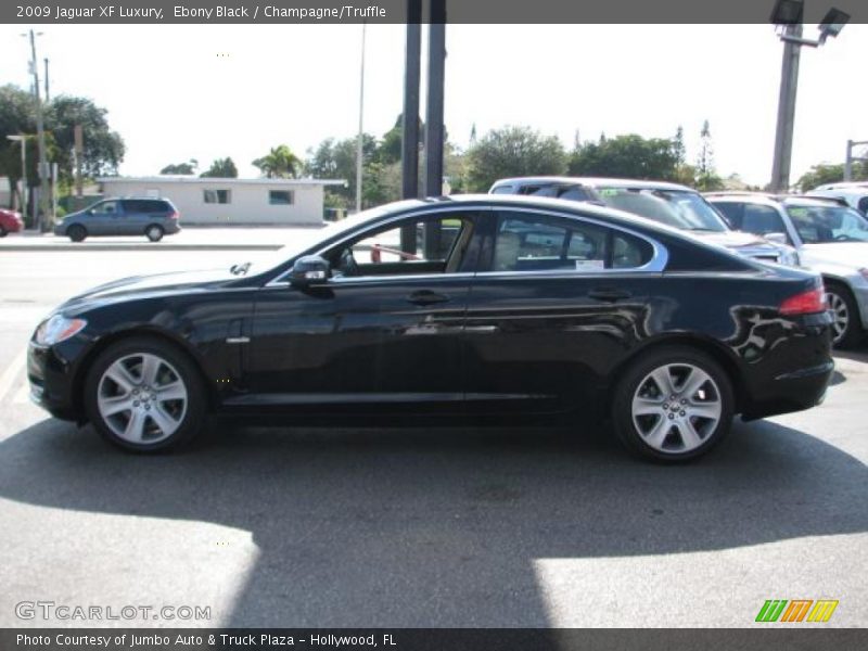 Ebony Black / Champagne/Truffle 2009 Jaguar XF Luxury