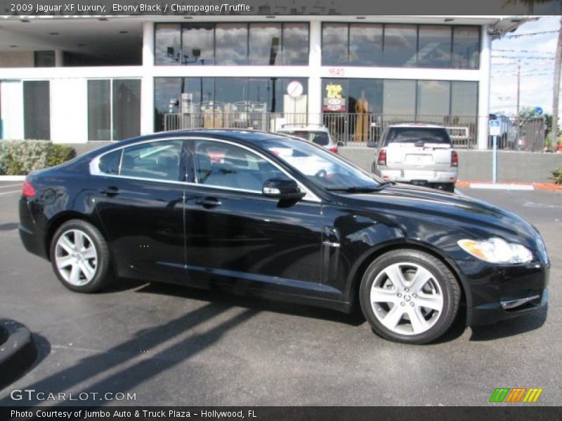 Ebony Black / Champagne/Truffle 2009 Jaguar XF Luxury