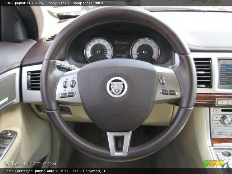 Ebony Black / Champagne/Truffle 2009 Jaguar XF Luxury