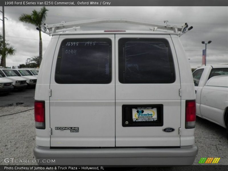 Oxford White / Grey 1998 Ford E Series Van E250 Commercial