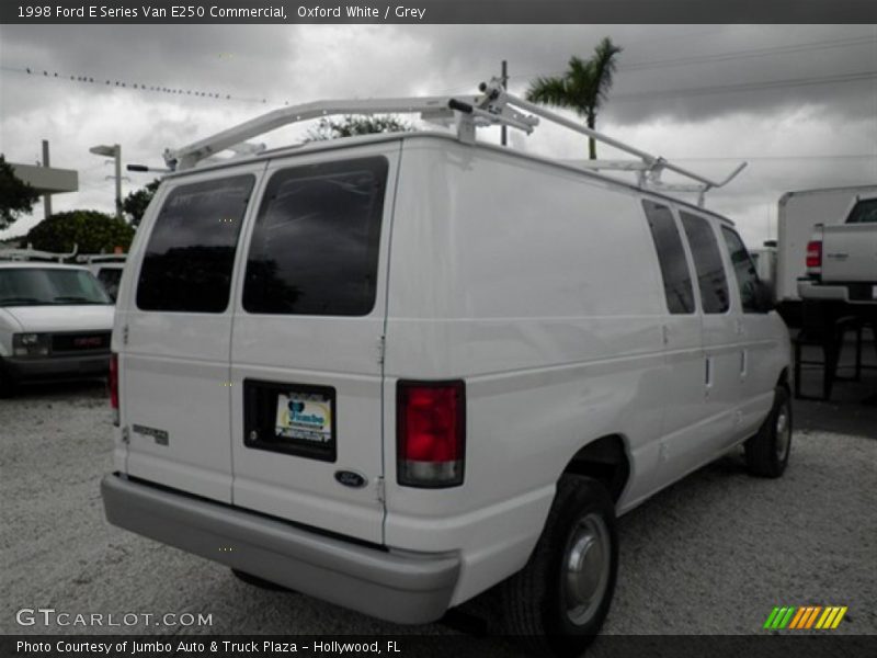 Oxford White / Grey 1998 Ford E Series Van E250 Commercial