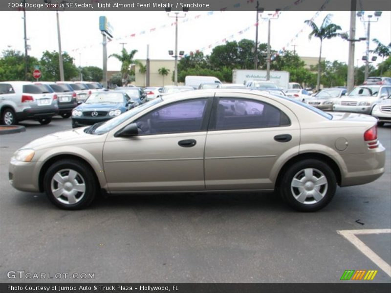 Light Almond Pearl Metallic / Sandstone 2004 Dodge Stratus SE Sedan
