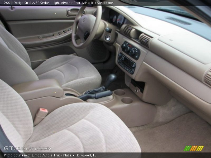 Light Almond Pearl Metallic / Sandstone 2004 Dodge Stratus SE Sedan