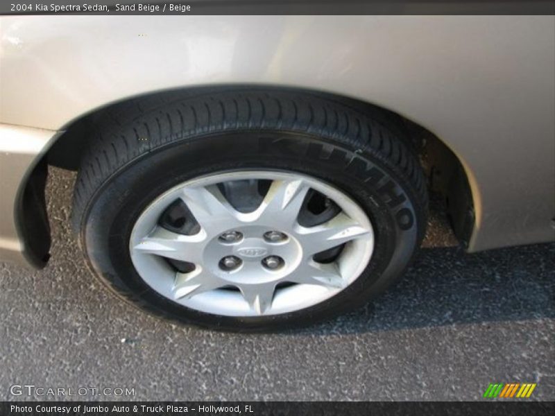 Sand Beige / Beige 2004 Kia Spectra Sedan