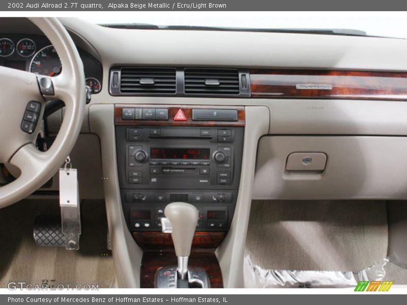 Alpaka Beige Metallic / Ecru/Light Brown 2002 Audi Allroad 2.7T quattro