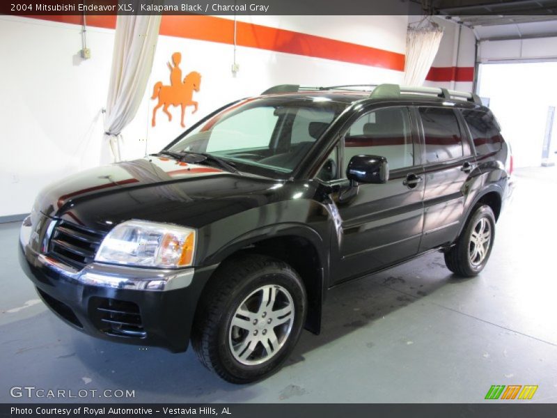 Kalapana Black / Charcoal Gray 2004 Mitsubishi Endeavor XLS