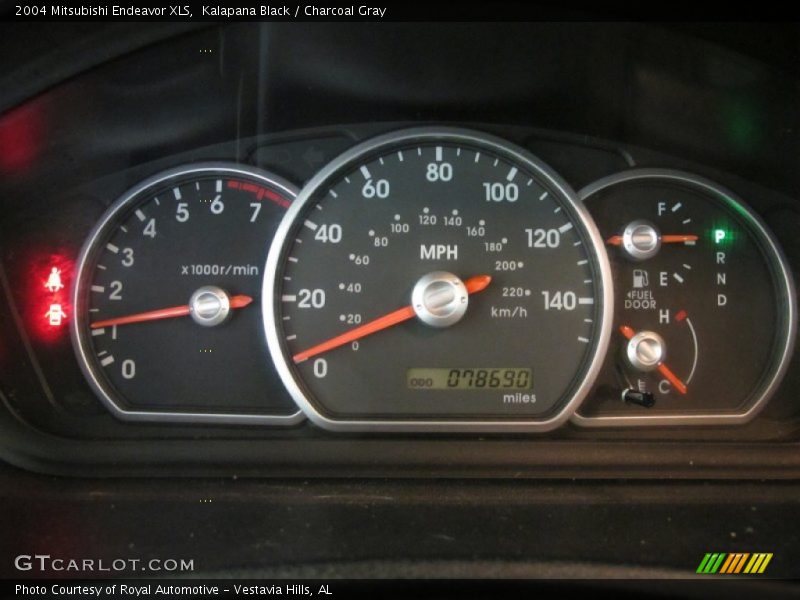 Kalapana Black / Charcoal Gray 2004 Mitsubishi Endeavor XLS