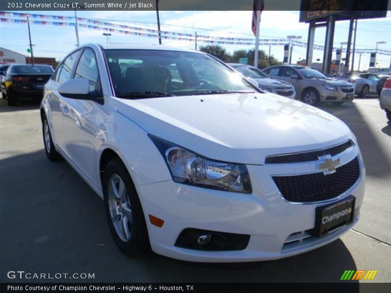 Summit White / Jet Black 2012 Chevrolet Cruze LT