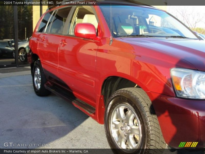 Sundown Red Pearl / Ivory 2004 Toyota Highlander V6 4WD