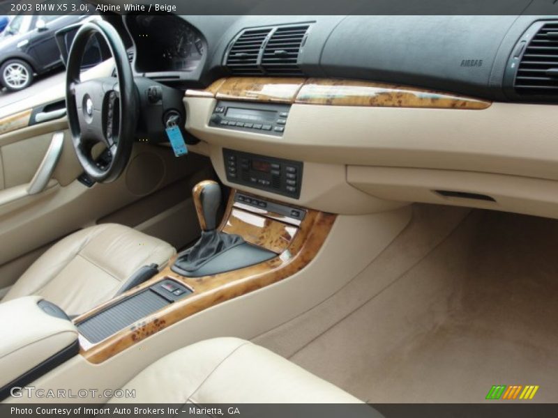Alpine White / Beige 2003 BMW X5 3.0i