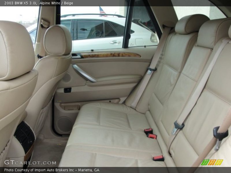 Alpine White / Beige 2003 BMW X5 3.0i
