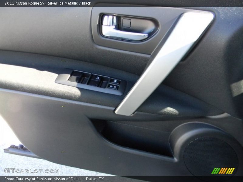 Silver Ice Metallic / Black 2011 Nissan Rogue SV