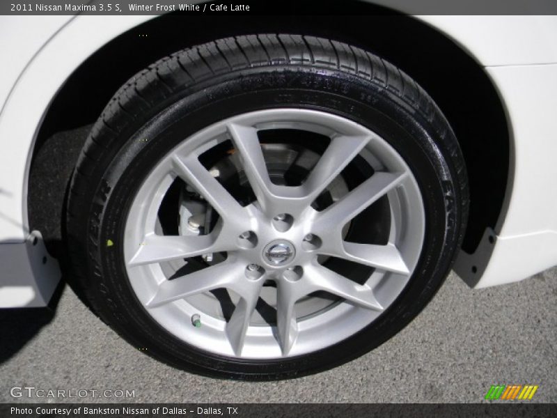 Winter Frost White / Cafe Latte 2011 Nissan Maxima 3.5 S