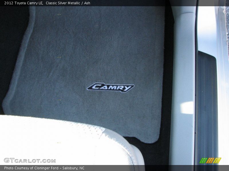 Classic Silver Metallic / Ash 2012 Toyota Camry LE