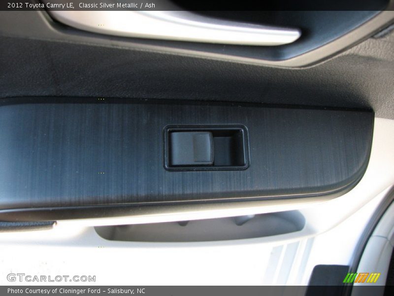 Classic Silver Metallic / Ash 2012 Toyota Camry LE