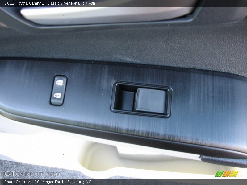 Classic Silver Metallic / Ash 2012 Toyota Camry L
