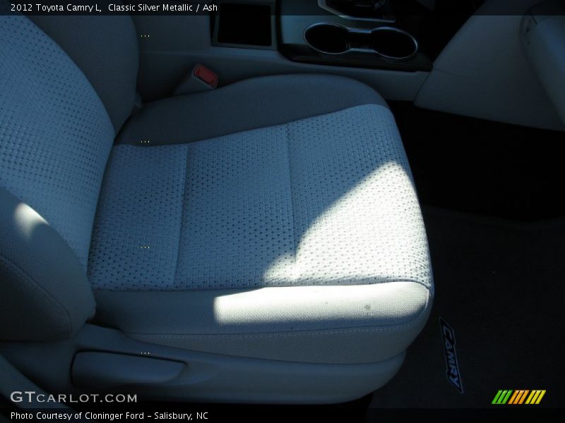 Classic Silver Metallic / Ash 2012 Toyota Camry L