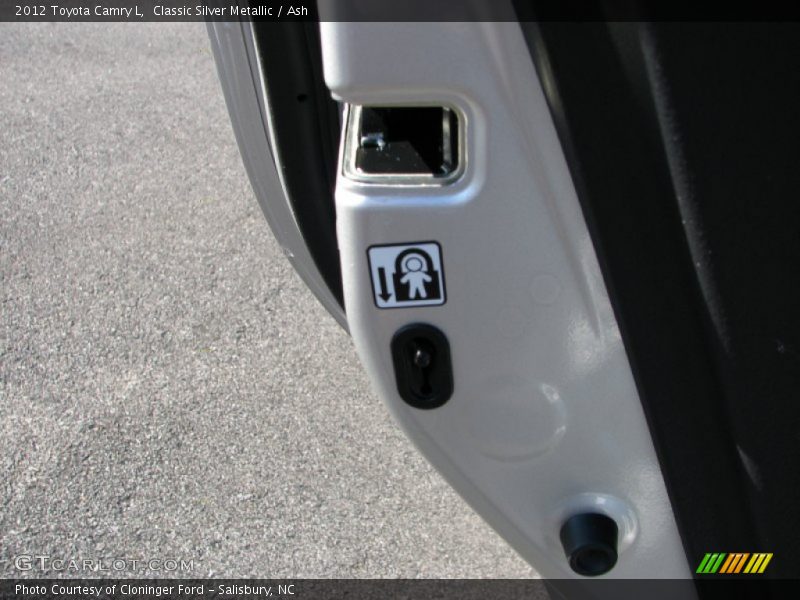 Classic Silver Metallic / Ash 2012 Toyota Camry L