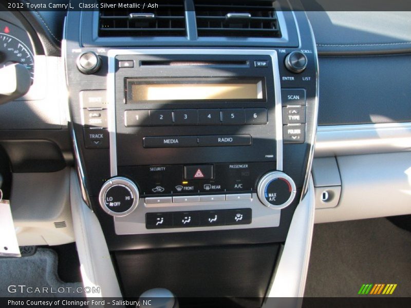 Classic Silver Metallic / Ash 2012 Toyota Camry L