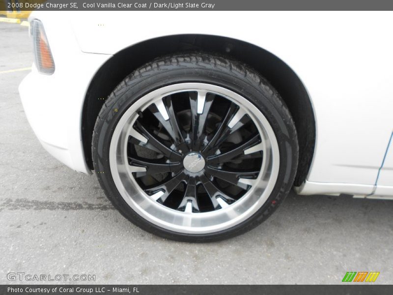 Cool Vanilla Clear Coat / Dark/Light Slate Gray 2008 Dodge Charger SE