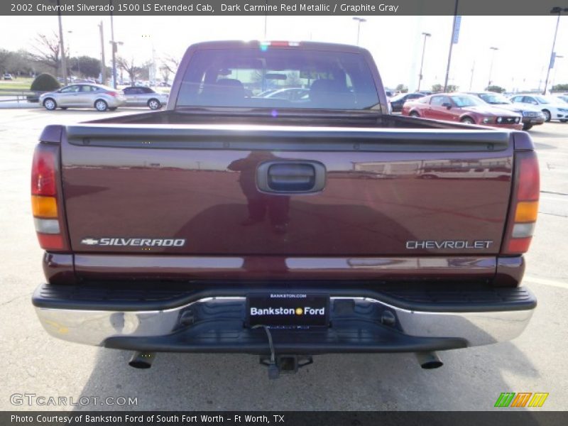 Dark Carmine Red Metallic / Graphite Gray 2002 Chevrolet Silverado 1500 LS Extended Cab