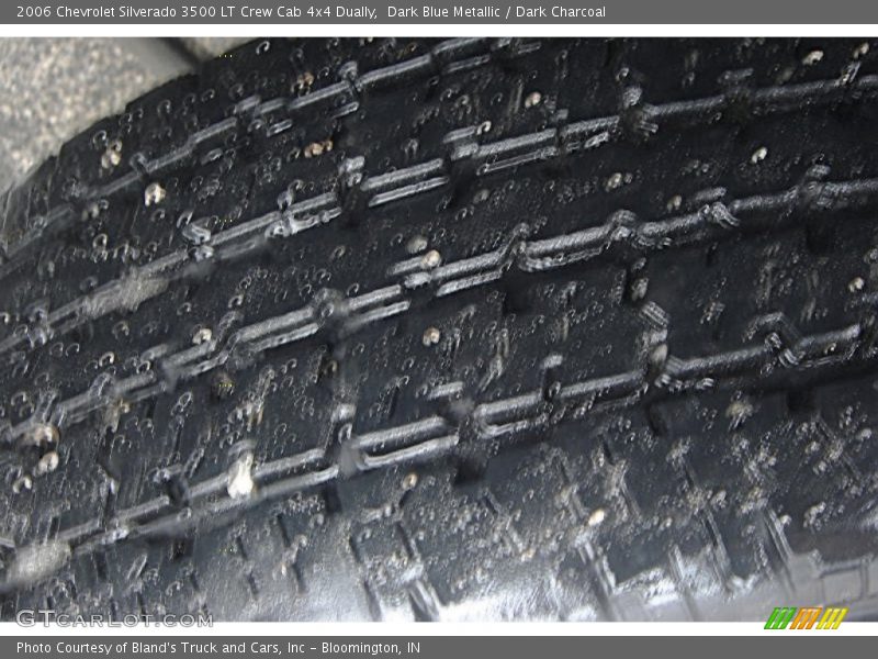 Dark Blue Metallic / Dark Charcoal 2006 Chevrolet Silverado 3500 LT Crew Cab 4x4 Dually