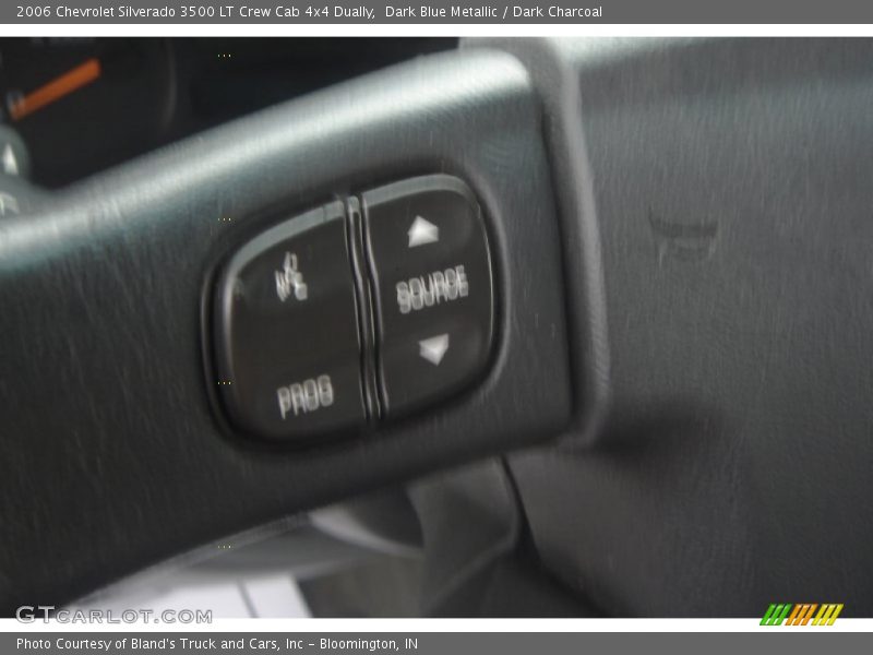 Dark Blue Metallic / Dark Charcoal 2006 Chevrolet Silverado 3500 LT Crew Cab 4x4 Dually
