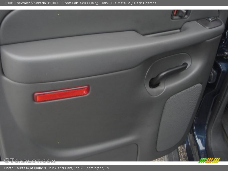 Dark Blue Metallic / Dark Charcoal 2006 Chevrolet Silverado 3500 LT Crew Cab 4x4 Dually