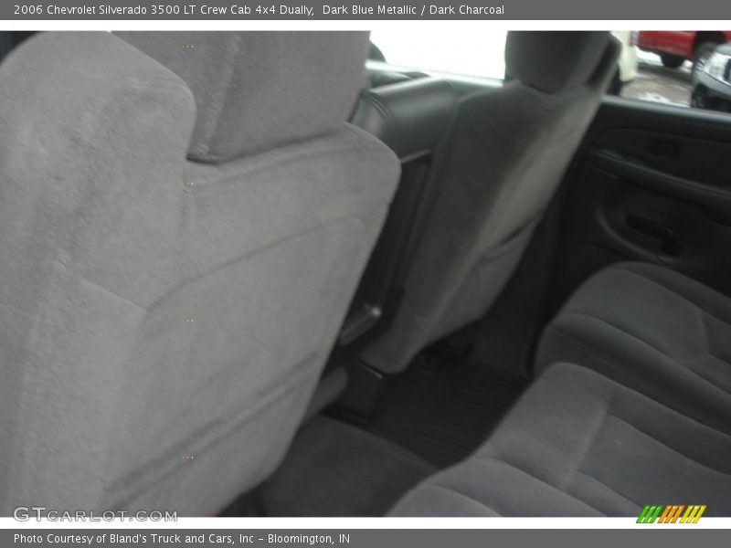 Dark Blue Metallic / Dark Charcoal 2006 Chevrolet Silverado 3500 LT Crew Cab 4x4 Dually